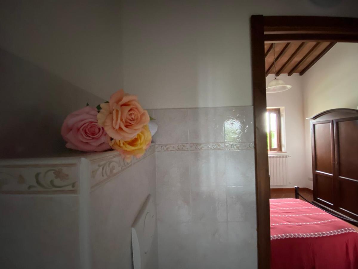 Masso Alle Rose Di Santarsiero Serena Montaione Eksteriør bilde